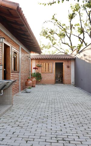 Casa de condomínio à venda com 700m², 6 quartos e 15 vagas Casa de condomínio à venda com 700m², 6 quartos e 15 vagasEdícula