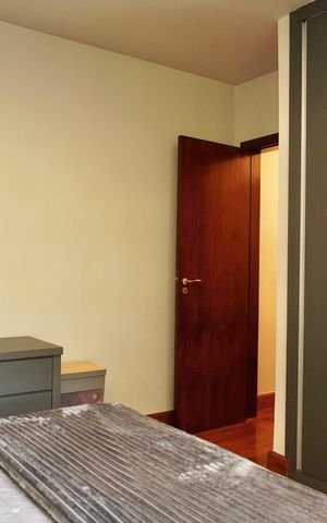 Casa de condomínio à venda com 700m², 6 quartos e 15 vagas Casa de condomínio à venda com 700m², 6 quartos e 15 vagasQuarto 4