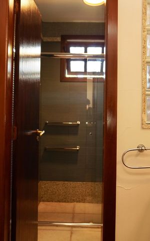 Casa de condomínio à venda com 700m², 6 quartos e 15 vagas Casa de condomínio à venda com 700m², 6 quartos e 15 vagasBanheiro Social