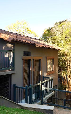 Casa de condomínio à venda com 700m², 6 quartos e 15 vagas Casa de condomínio à venda com 700m², 6 quartos e 15 vagasÁrea comum