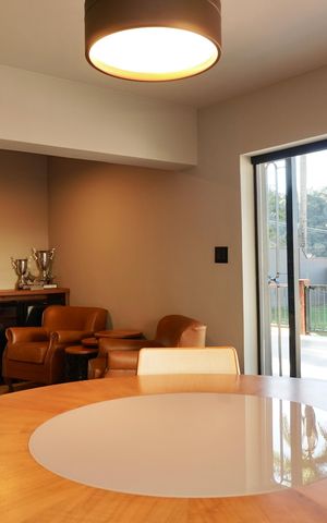Casa de condomínio à venda com 700m², 6 quartos e 15 vagas Casa de condomínio à venda com 700m², 6 quartos e 15 vagasSala de Jantar 2