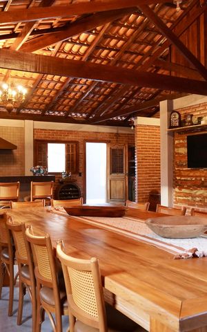 Casa de condomínio à venda com 700m², 6 quartos e 15 vagas Casa de condomínio à venda com 700m², 6 quartos e 15 vagasEdícula