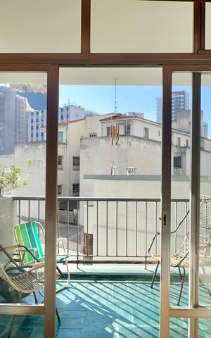 Apartamento à venda com 140m², 3 quartos e 3 vagasVaranda