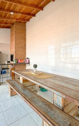 Casa para alugar com 200m², 3 quartos e 2 vagasÁrea gourmet
