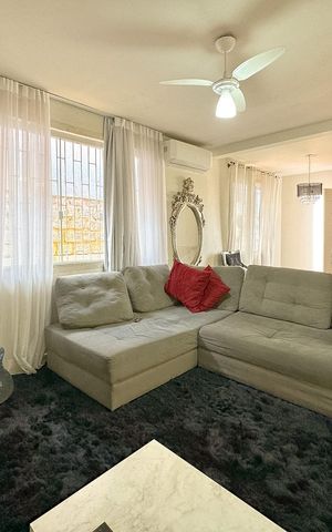 Casa para alugar com 200m², 3 quartos e 2 vagasSala de TV