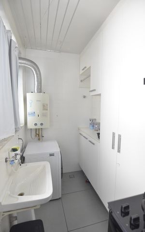 Apartamento à venda com 72m², 2 quartos e 1 vagaÁrea de Serviço