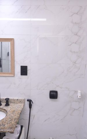 Apartamento à venda com 72m², 2 quartos e 1 vagaBanheiro Social