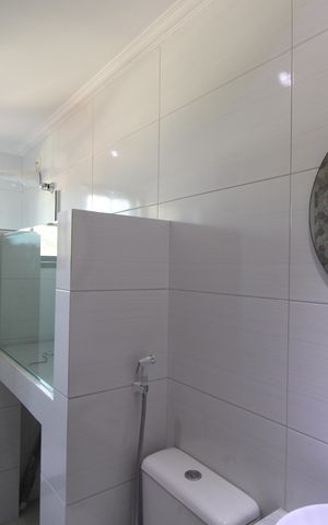Casa de condomínio à venda com 274m², 4 quartos e 1 vagaBanheiro social