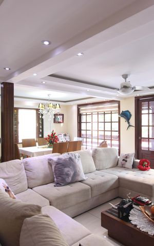 Casa de condomínio à venda com 274m², 4 quartos e 1 vagaSala