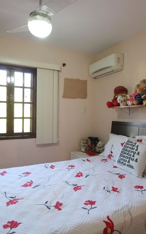 Casa de condomínio à venda com 274m², 4 quartos e 1 vagaSuíte 3