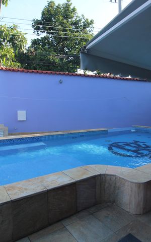 Casa de condomínio à venda com 274m², 4 quartos e 1 vagaPiscina