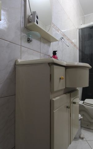 Casa de condomínio à venda com 274m², 4 quartos e 1 vagaBanheiro da suíte 1