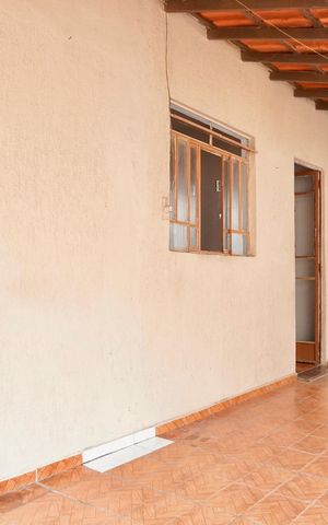 Casa para alugar com 80m², 3 quartos e sem vaga Casa para alugar com 80m², 3 quartos e sem vagaVaranda