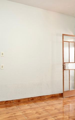 Casa para alugar com 80m², 3 quartos e sem vaga Casa para alugar com 80m², 3 quartos e sem vagaSala