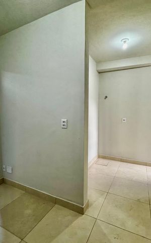 Casa para alugar com 40m², 1 quarto e sem vaga Casa para alugar com 40m², 1 quarto e sem vagaSala