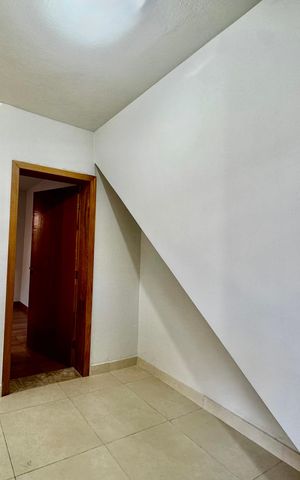 Casa para alugar com 40m², 1 quarto e sem vaga Casa para alugar com 40m², 1 quarto e sem vagaSala