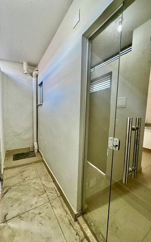 Casa para alugar com 40m², 1 quarto e sem vaga Casa para alugar com 40m², 1 quarto e sem vagaÁrea de Serviço privativa