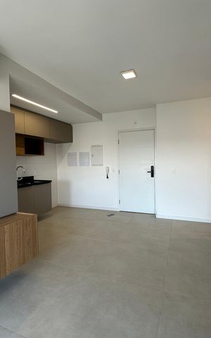 Apartamento à venda com 76m², 2 quartos e 2 vagas Apartamento à venda com 76m², 2 quartos e 2 vagasSala