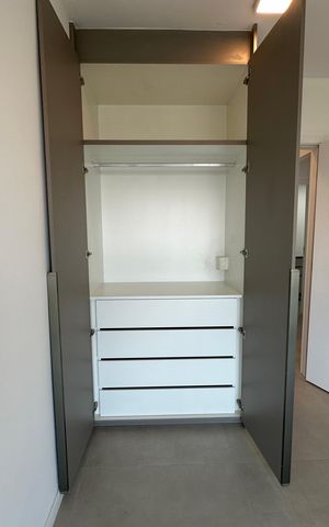 Apartamento à venda com 76m², 2 quartos e 2 vagas Apartamento à venda com 76m², 2 quartos e 2 vagasQuarto
