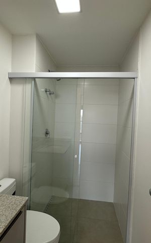 Apartamento à venda com 76m², 2 quartos e 2 vagas Apartamento à venda com 76m², 2 quartos e 2 vagasBanheiro Social