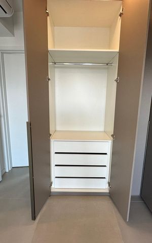 Apartamento à venda com 76m², 2 quartos e 2 vagas Apartamento à venda com 76m², 2 quartos e 2 vagasSuíte