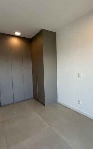 Apartamento à venda com 76m², 2 quartos e 2 vagas Apartamento à venda com 76m², 2 quartos e 2 vagasSuíte