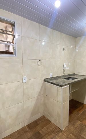 Casa à venda com 200m², 1 quarto e 2 vagas