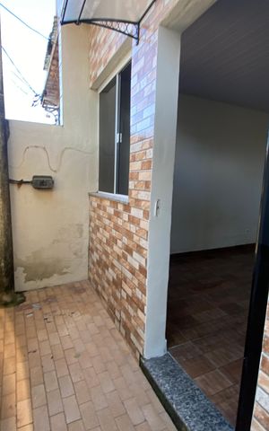 Casa à venda com 200m², 1 quarto e 2 vagas