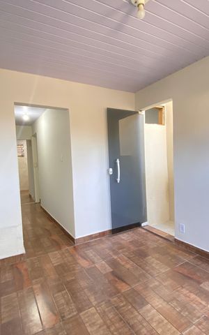 Casa à venda com 200m², 1 quarto e 2 vagas
