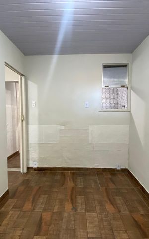 Casa à venda com 200m², 1 quarto e 2 vagas