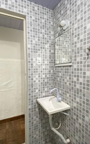 Casa à venda com 200m², 1 quarto e 2 vagas
