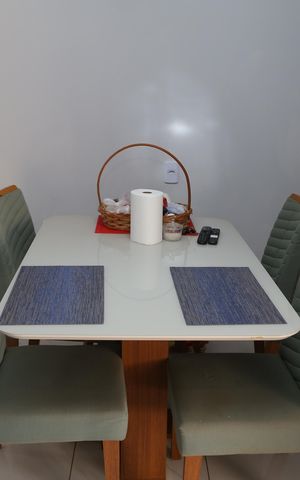 Casa à venda com 80m², 2 quartos e 1 vagaSala/cozinha americana