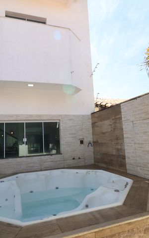 Casa para alugar com 286m², 4 quartos e 1 vagaHidromassagem