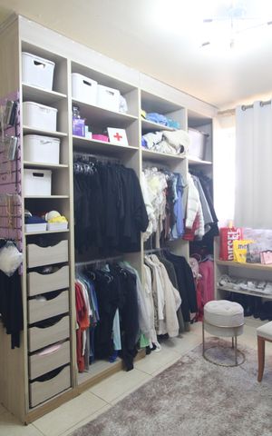 Casa à venda com 2000m², 4 quartos e 8 vagasCloset da suíte 4