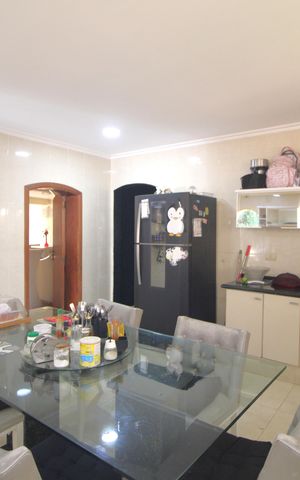 Casa à venda com 2000m², 4 quartos e 8 vagasCozinha