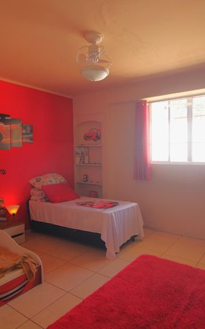 Casa à venda com 2000m², 4 quartos e 8 vagasSuíte 2