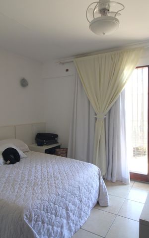 Casa à venda com 2000m², 4 quartos e 8 vagasSuíte 1