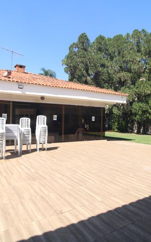 Casa à venda com 2000m², 4 quartos e 8 vagasÁrea comum