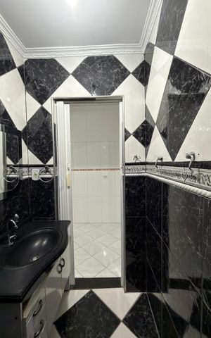 Casa para alugar com 160m², 4 quartos e 1 vaga Casa para alugar com 160m², 4 quartos e 1 vagaBanheiro Social