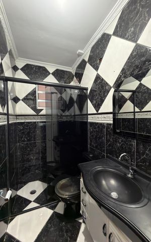 Casa para alugar com 160m², 4 quartos e 1 vaga Casa para alugar com 160m², 4 quartos e 1 vagaBanheiro Social