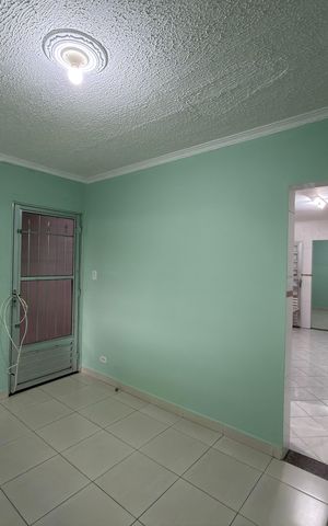 Casa para alugar com 160m², 4 quartos e 1 vaga Casa para alugar com 160m², 4 quartos e 1 vagaSala