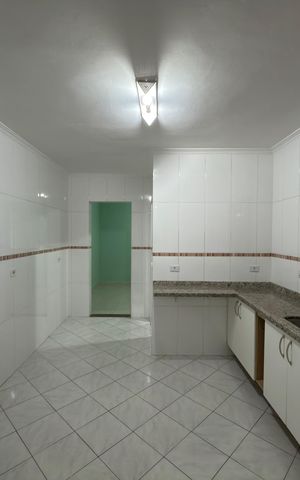 Casa para alugar com 160m², 4 quartos e 1 vaga Casa para alugar com 160m², 4 quartos e 1 vagaCozinha