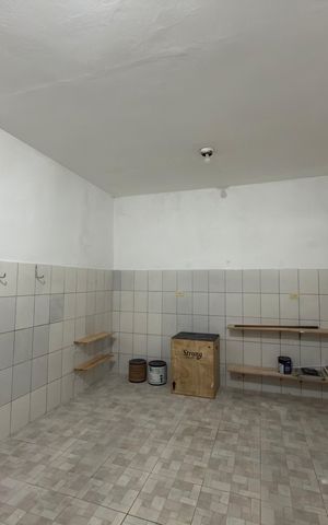 Casa para alugar com 160m², 4 quartos e 1 vaga Casa para alugar com 160m², 4 quartos e 1 vagaGaragem