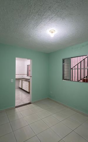 Casa para alugar com 160m², 4 quartos e 1 vaga Casa para alugar com 160m², 4 quartos e 1 vagaQuarto 4