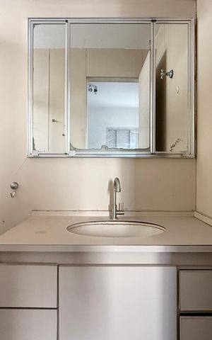 Apartamento para alugar com 161m², 3 quartos e 2 vagas Apartamento para alugar com 161m², 3 quartos e 2 vagasBanheiro Suíte