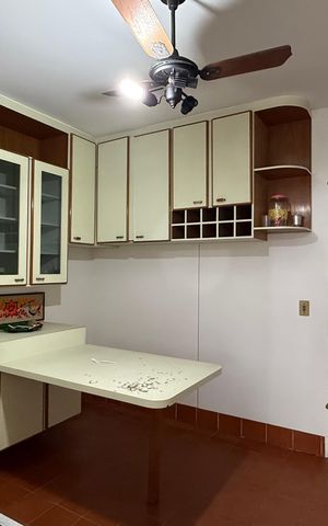 Apartamento para alugar com 161m², 3 quartos e 2 vagas Apartamento para alugar com 161m², 3 quartos e 2 vagasCozinha