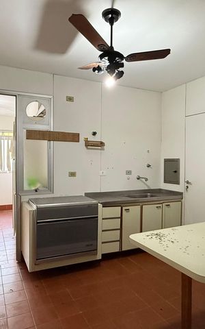 Apartamento para alugar com 161m², 3 quartos e 2 vagas Apartamento para alugar com 161m², 3 quartos e 2 vagasCozinha