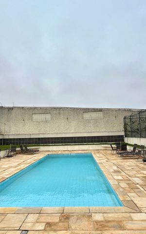 Apartamento à venda com 62m², 2 quartos e 1 vaga Apartamento à venda com 62m², 2 quartos e 1 vagaÁrea comum - Piscina