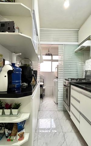 Apartamento à venda com 62m², 2 quartos e 1 vaga Apartamento à venda com 62m², 2 quartos e 1 vagaCozinha