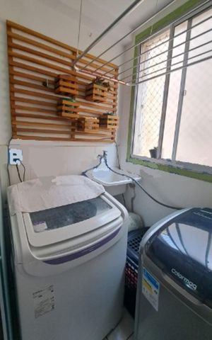 Apartamento à venda com 49m², 2 quartos e 1 vaga Apartamento à venda com 49m², 2 quartos e 1 vagaÁrea de serviço